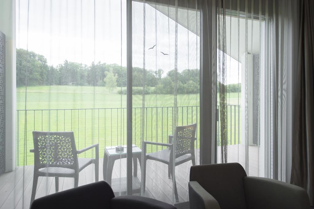 Small Luxury Hotel Wellnesshotel Golfpanorama Lipperswil Exterior foto