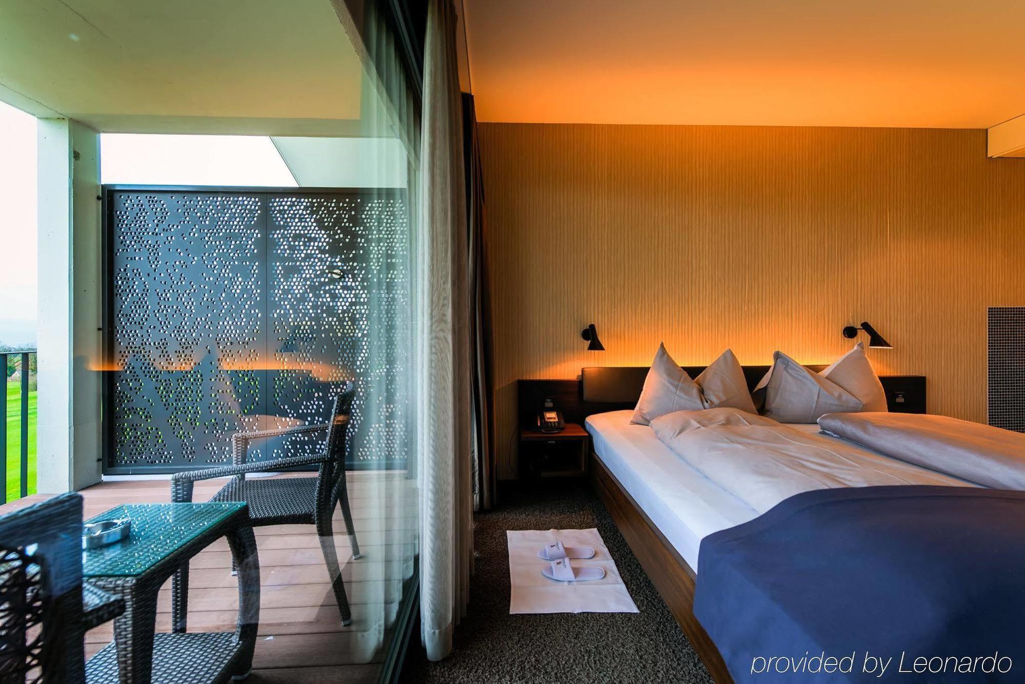 Small Luxury Hotel Wellnesshotel Golfpanorama Lipperswil Exterior foto